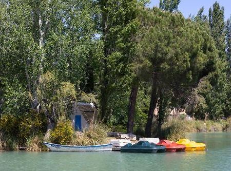 Appartement 50M2 Village Vacances Arles Exterior foto