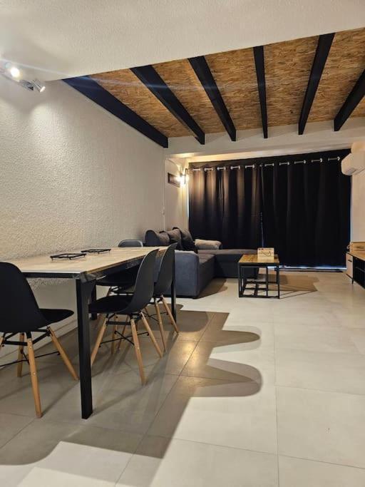 Appartement 50M2 Village Vacances Arles Exterior foto