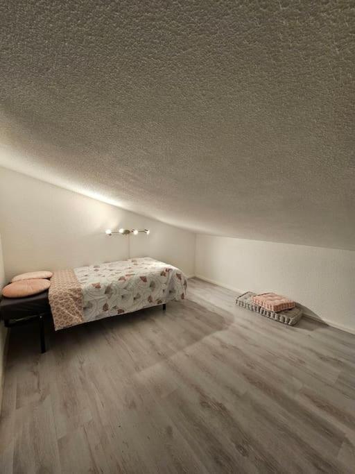 Appartement 50M2 Village Vacances Arles Exterior foto